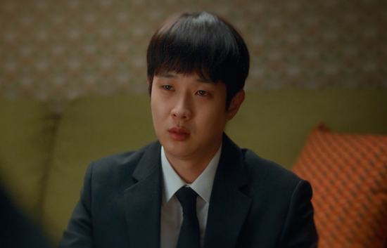 Xuất hiện phim Hàn đánh bại toàn bộ bom tấn Việt chiếm top 1 phòng vé, nghe tên nam chính là biết hay cỡ nào