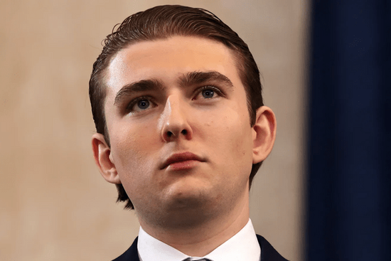 Barron Trump vừa tròn 20: Là 