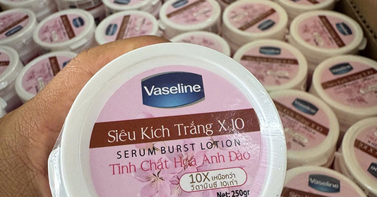 Triệt phá 'công xưởng' kem trộn gắn mác Mỹ, Thái Lan quy mô lớn ở TPHCM