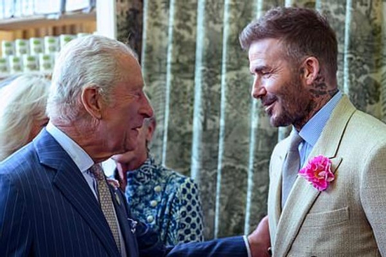 David Beckham gây bão khi thông báo 'đầu quân' cho Chelsea