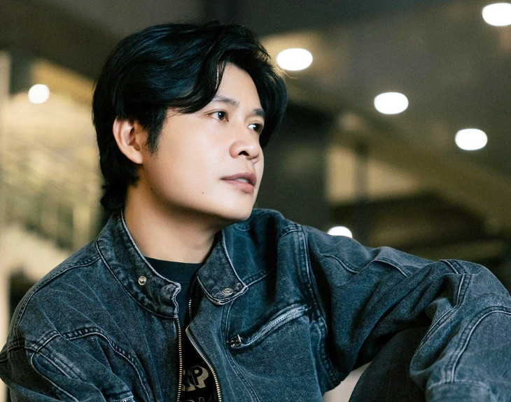 Nhạc sĩ tỷ view