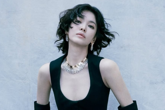 Song Hye Kyo 'đáp trả' tin đồn là nguyên nhân khiến hôn nhân với Song Joong Ki đổ vỡ