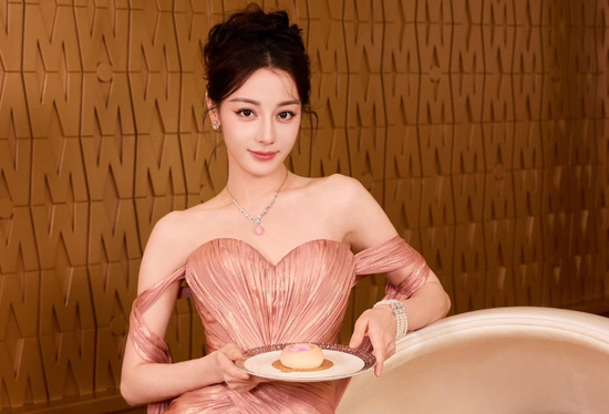 Cuối ngày hôm nay (23/3/2026), 3 con giáp may mắn ập xuống đầu, vàng bạc chất đầy két