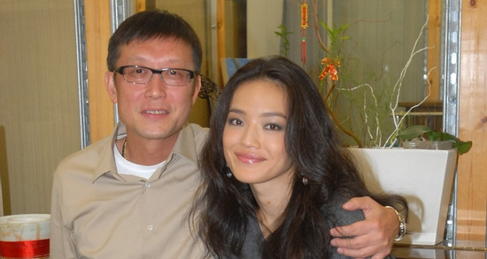 Diễn viên Thư Kỳ lên tiếng khi bị đạo diễn tố mắc bệnh ngôi sao