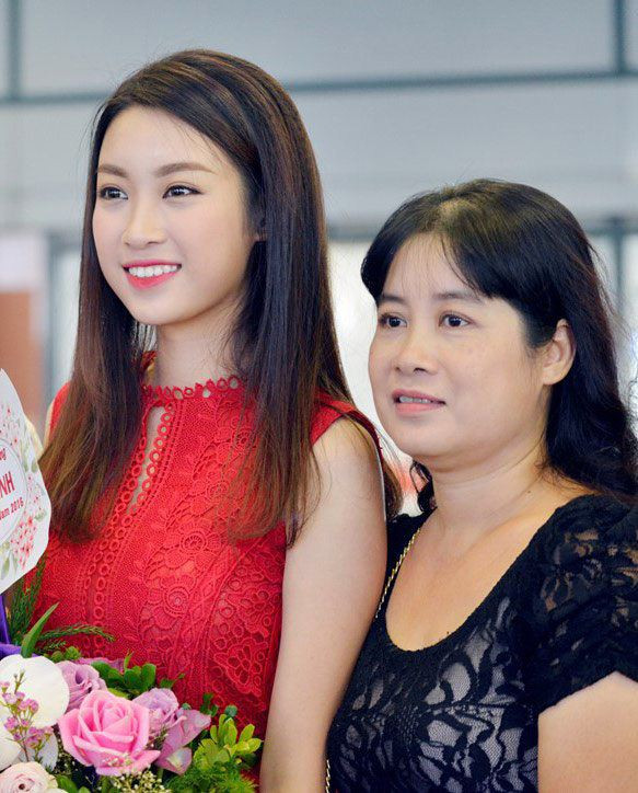 tu hoa hau ngheo nhat viet nam thanh dau nha hao mon me do my linh da day con gai ra sao lau ngay moi xuat hien me do my linh van tre dep n 1666580492 378 width583height724