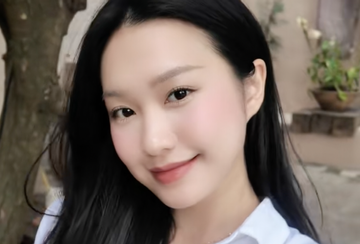 Không nhận ra Doãn Hải My qua 'camera thường' khi đi cổ vũ Văn Hậu, sao khác ảnh trên mạng lắm!