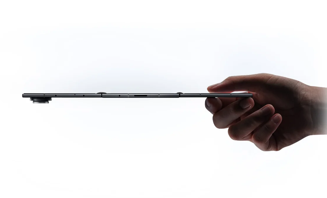 Galaxy Z TriFold  4.png