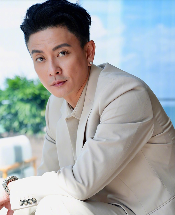 Sở hữu tài sản kếch xù 2,6 nghìn tỷ đồng, diễn viên Huỳnh Tông Trạch vẫn ế vợ - Ảnh 1.