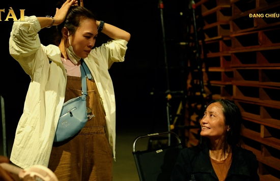 Phía sau phân cảnh của NSƯT Hạnh Thúy khiến Mỹ Tâm khóc nức nở