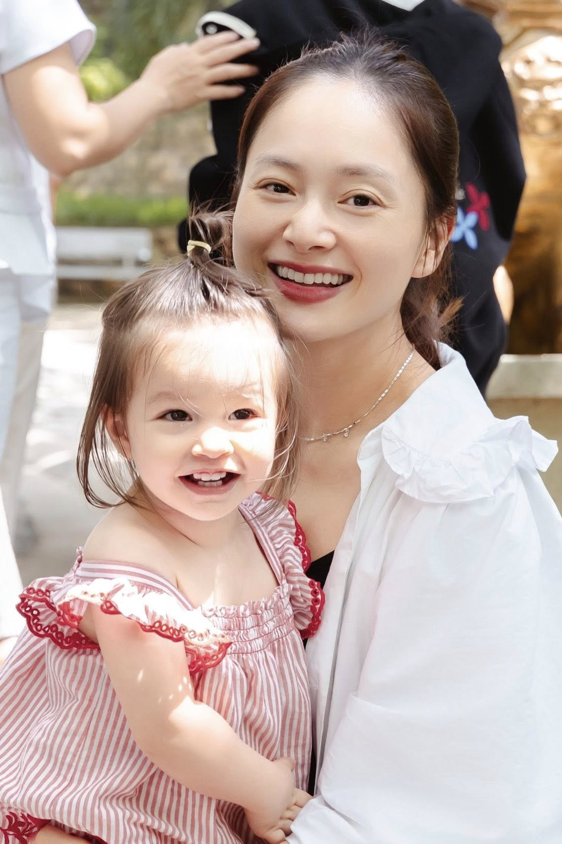 Cuộc sống mới của Lan Phương sau ly hôn chồng Tây ra sao? - Ảnh 5.