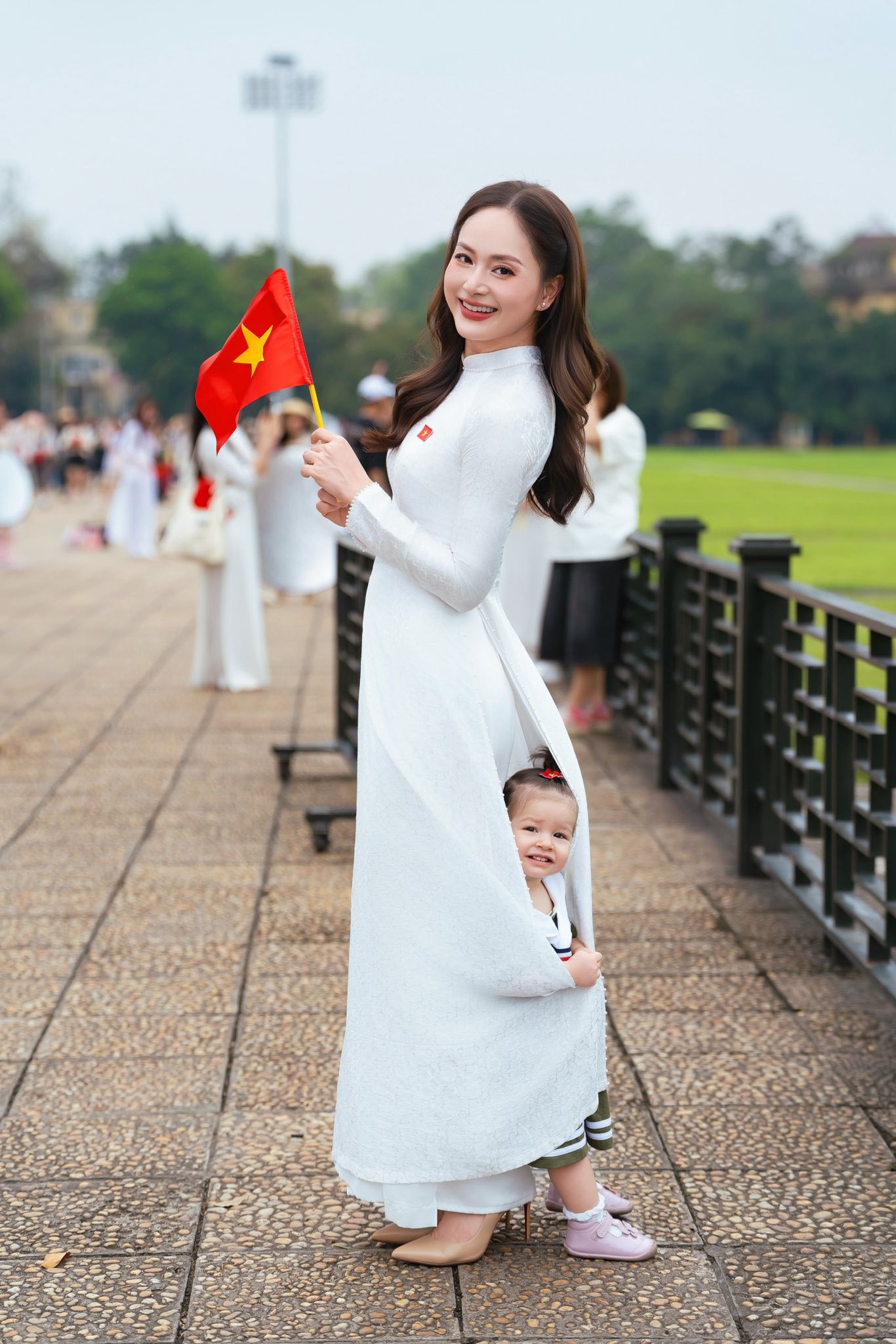 Cuộc sống mới của Lan Phương sau ly hôn chồng Tây ra sao? - Ảnh 4.