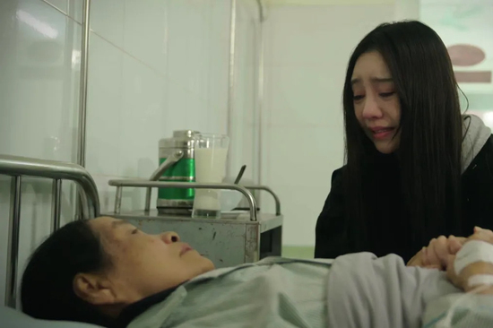 Quỳnh Kool chỉ biết khóc, người xem đòi 'đập tivi'