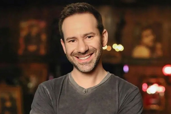 Tỷ phú đứng sau đế chế OnlyFans qua đời ở tuổi 43