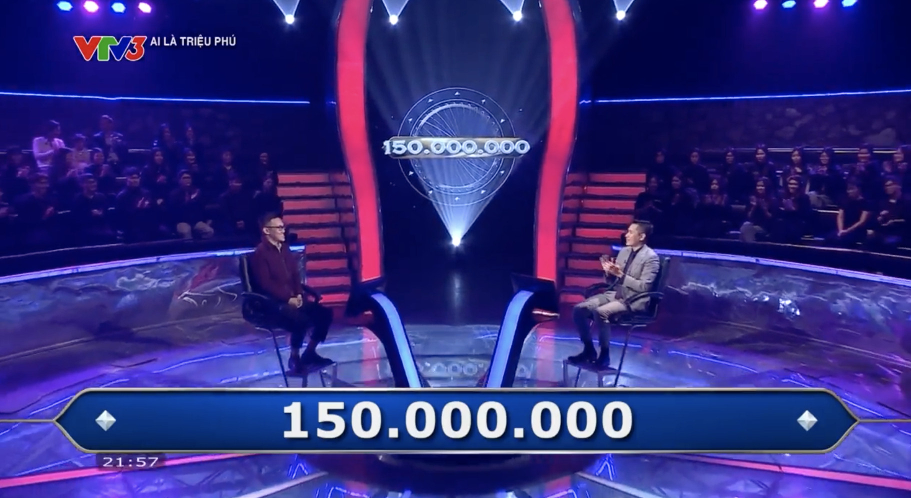 Chàng trai Hà Nội lập kỷ lục tại Ai Là Triệu Phú 2026: Trả lời đúng 14 câu, MC Quốc Khánh lần đầu được đọc câu hỏi số 15- Ảnh 2.