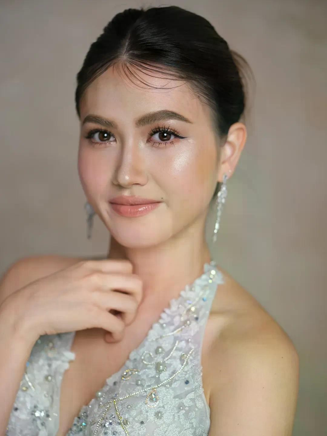 Cô gái 24 tuổi đăng quang Hoa hậu Quốc tế Hong Kong插图5 552211994-18535583905031055-5310450246157809391-n.jpg