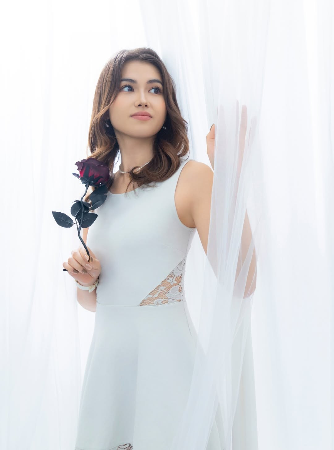 Cô gái 24 tuổi đăng quang Hoa hậu Quốc tế Hong Kong插图10 522795746-18071007980010881-3771740728373672477-n.jpg