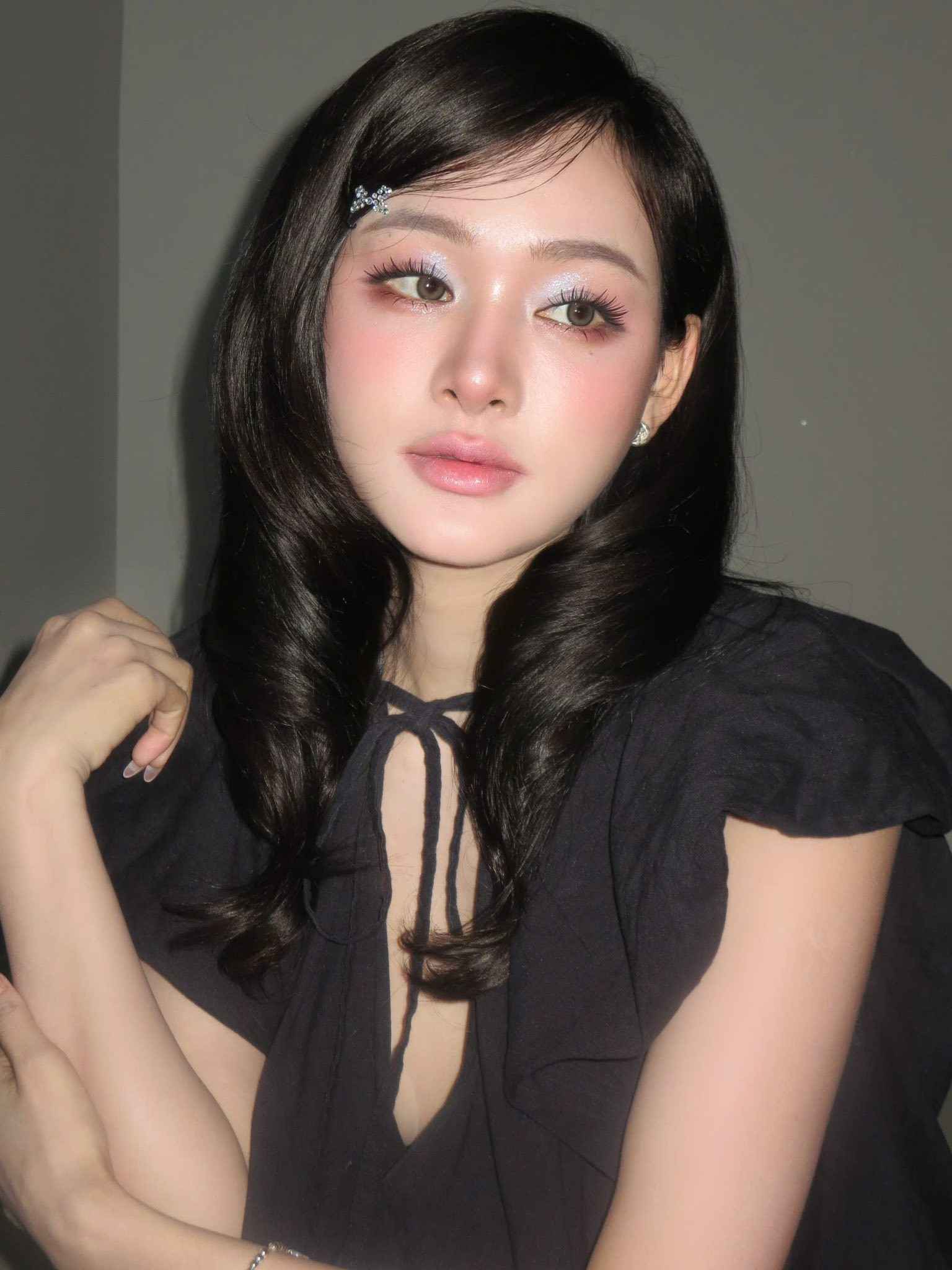 Cuộc sống kỳ lạ của ca sĩ Hiền Hồ sau scandal tình ái gây chấn động- Ảnh 4.