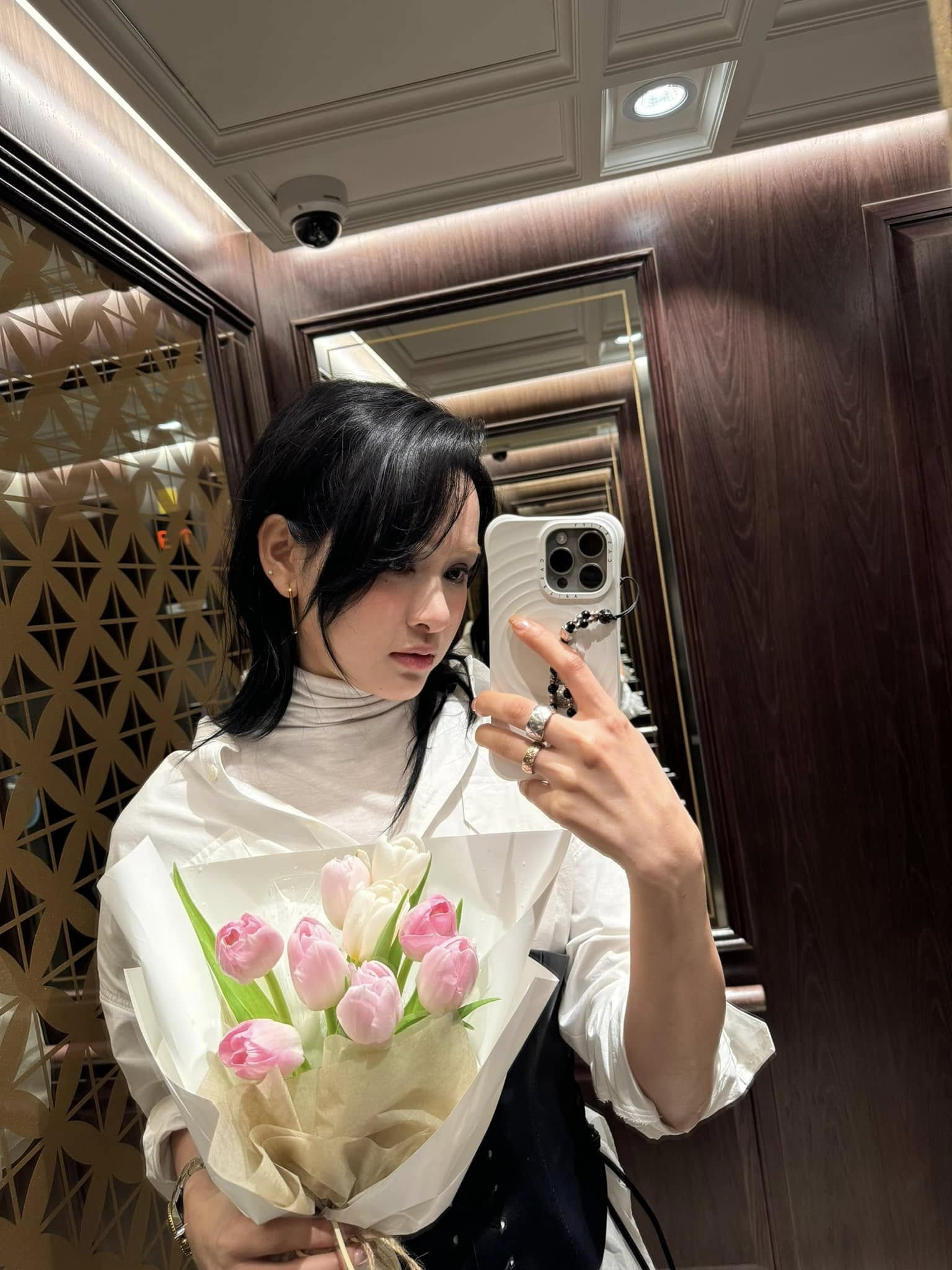 Cuộc sống kỳ lạ của ca sĩ Hiền Hồ sau scandal tình ái gây chấn động- Ảnh 9.