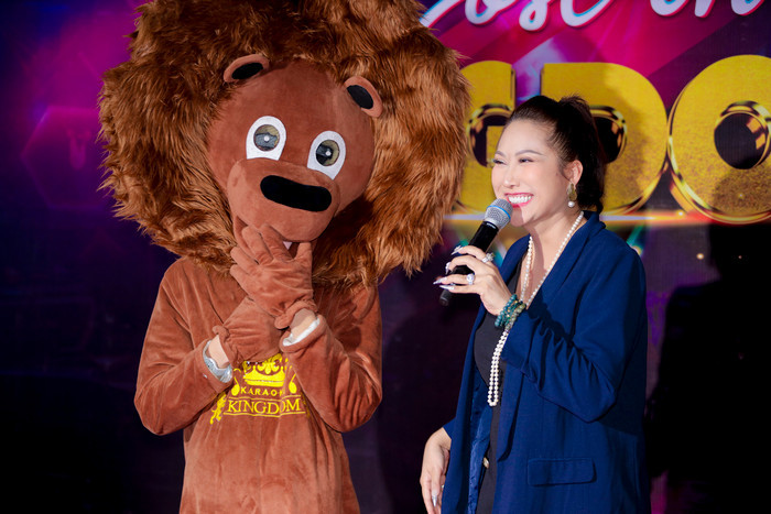 Nữ diễn viên giữ chức Phó Viện trưởng làm mẹ đơn thân, ở tuổi U50 hạnh phúc bên doanh nhân giàu có - Ảnh 12.