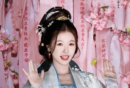 Tạo hình cổ trang mới đây của Ngu Thư Hân nhanh chóng 'ghi điểm'