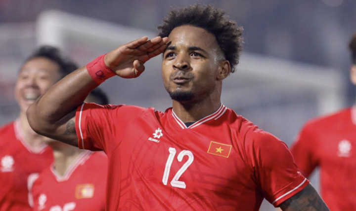 Sự trở lại của chân sút nhập tịch Nguyễn Xuân Son là điểm nhấn lớn của tuyển Việt Nam.