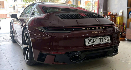 Đại gia Thái Nguyên tậu Porsche 911 giá hơn 16 tỷ, gắn biển đẹp giá 70 triệu