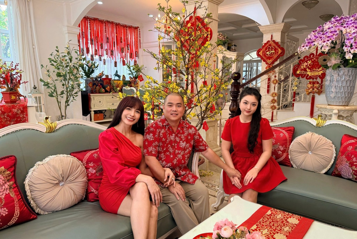 Cuộc sống viên mãn của nhạc sĩ Minh Khang Sau 15 năm hôn nhân hạnh phúc - Ảnh 5.