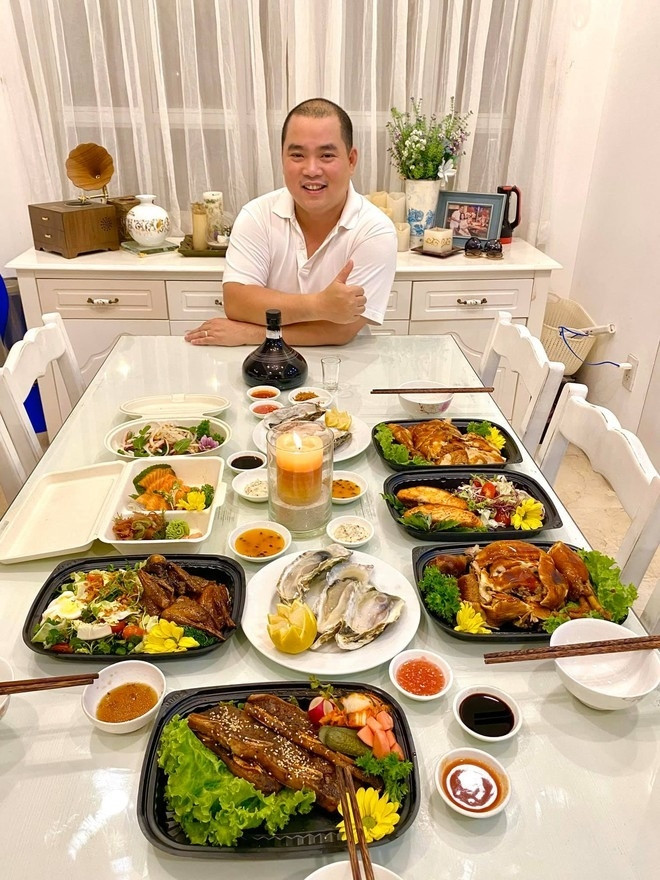 Cuộc sống viên mãn của nhạc sĩ Minh Khang Sau 15 năm hôn nhân hạnh phúc - Ảnh 7.