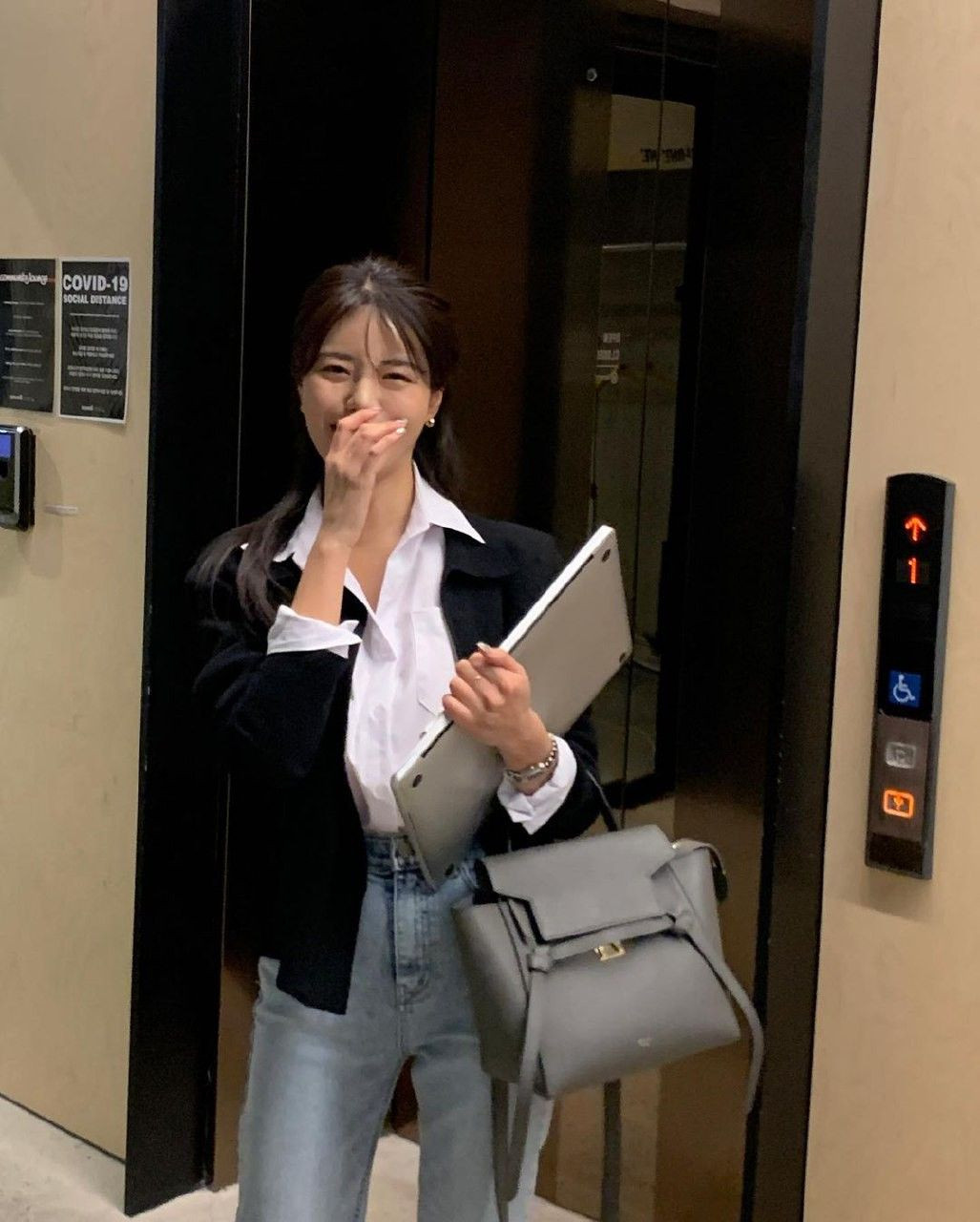 2ba25e7296bb8b1ba3c0de6e68b49d5f