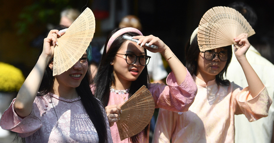 Dự báo thời tiết 27/3/2026: Miền Bắc vẫn nắng 'rực rỡ' trước khi có mưa giông