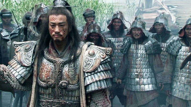 nhung tuong quan bong bay gay tranh cai tren man anh co trang trung quoc hinh anh 3