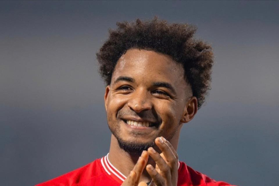 Điều thú vị ở tên cặp 'song sát' nhập tịch của tuyển Việt Nam: Đã 'Son' lại còn 'Hên'!