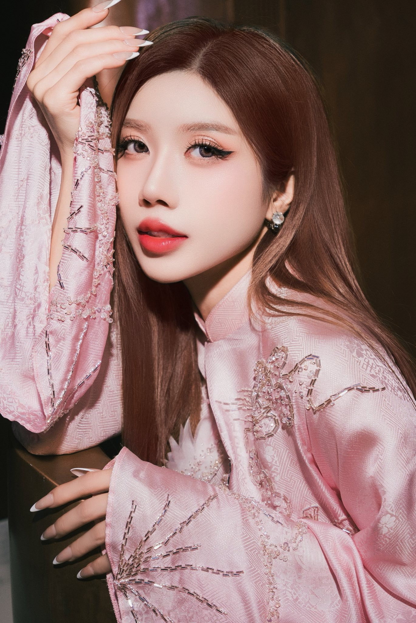 Làn da không tuổi của mỹ nhân Hà thành 'theo chân' Chi Pu thi 'Đạp gió 2026' ở xứ Trung - Ảnh 10.