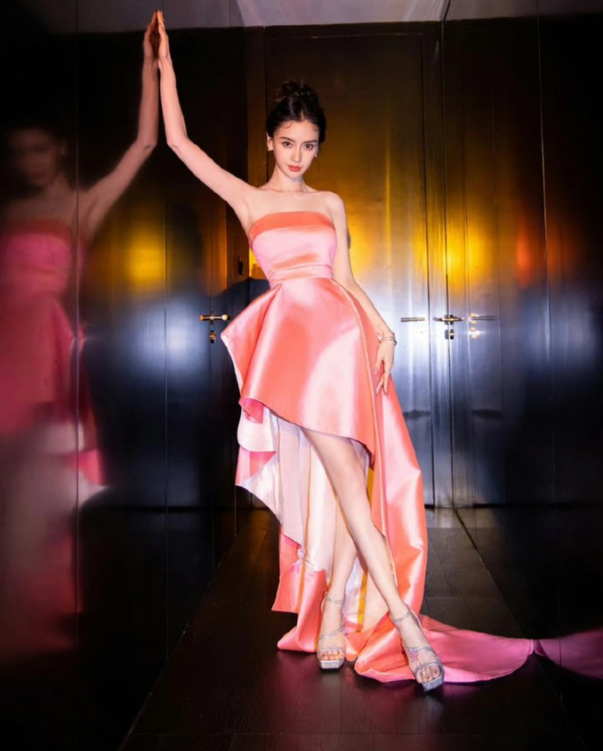 Nữ diễn viên đơn thân từng khiến cả Cbiz “đứng hình” với nhan sắc tựa búp bê sống vẫn đẹp bất chấp thời gian  - Ảnh 6.