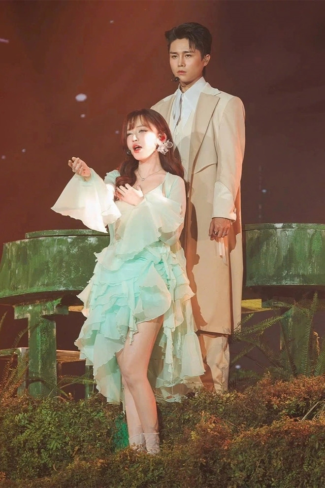 bich phuong 01 1899.jpg