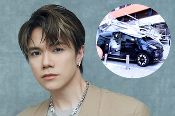 Nam ca sĩ 45 tuổi thoát nạn khi giàn giáo sập trúng xe