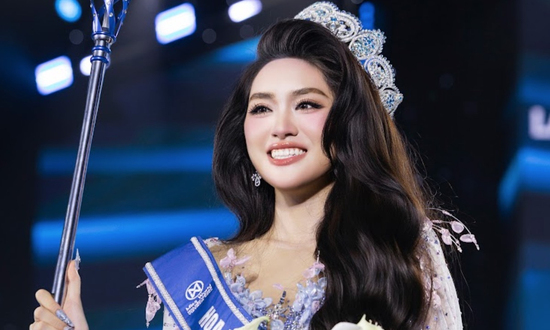 Tranh cãi thí sinh tiếng Anh tốt trượt hoa hậu, BTC Miss World Vietnam nói gì?