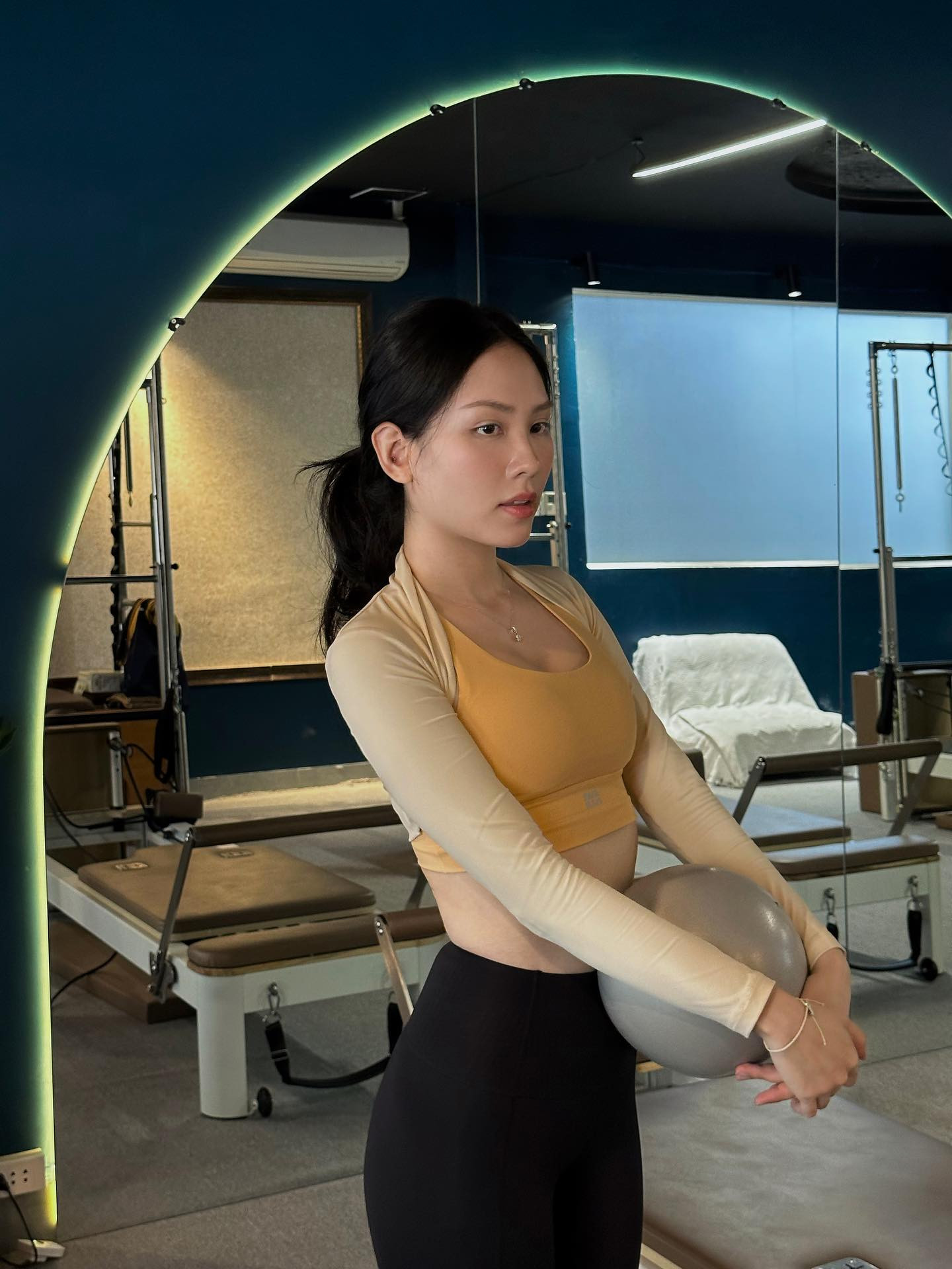 Hoa hậu Mai Phương rời sân chơi nhan sắc để theo đuổi âm nhạc và cải thiện sức khỏe - Ảnh 3.