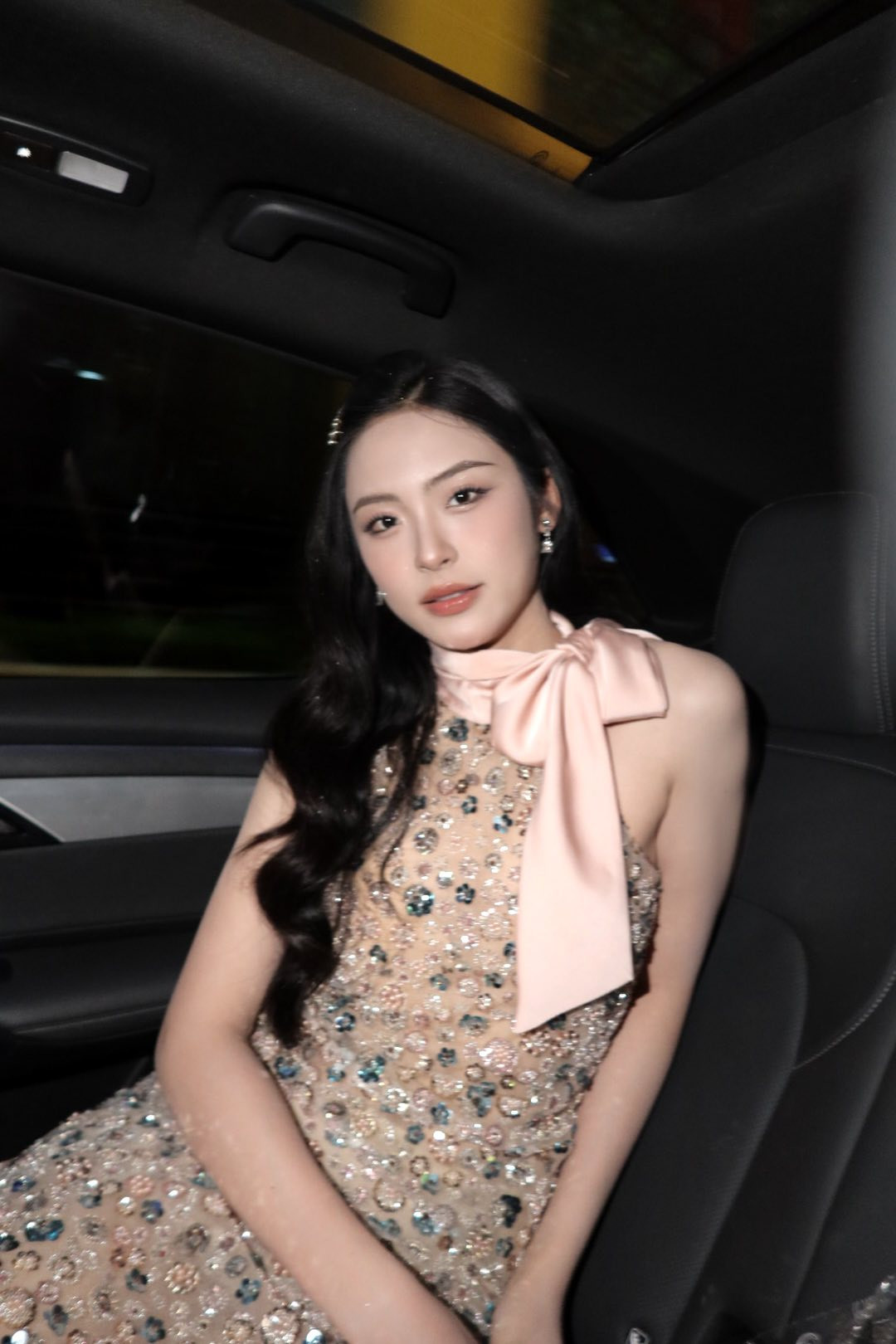 Á hậu quê Hải Phòng tăng 6kg, vóc dáng 'mình hạc xương mai' thay đổi thế nào? - Ảnh 9.