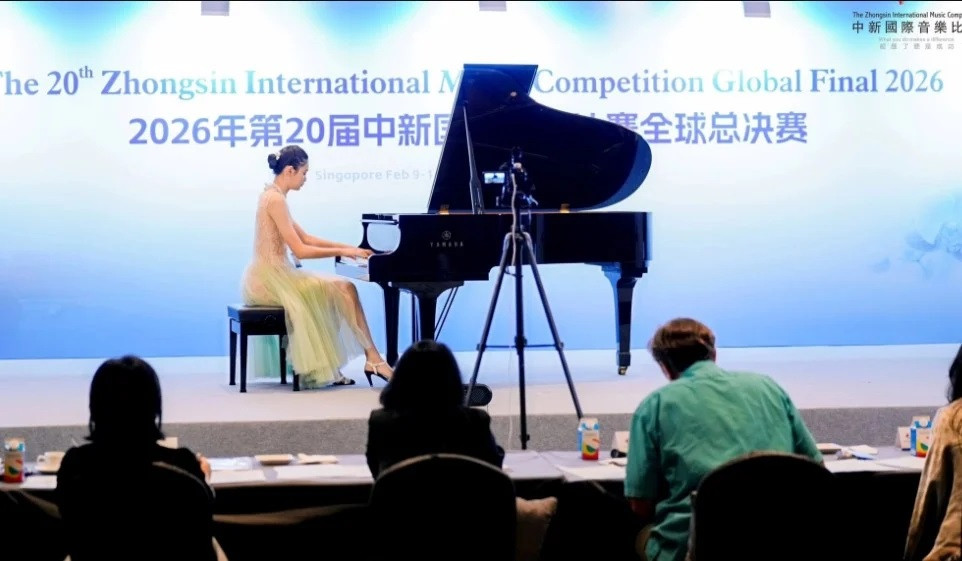 Con gái HH Hương Giang 13 tuổi cao 1m78, ẵm giải piano quốc tế - Ảnh 2