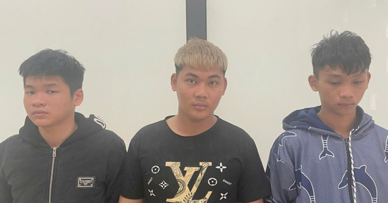 Bắt giữ nhóm thiếu niên tấn công người đi đường cướp tài sản ở Đà Nẵng