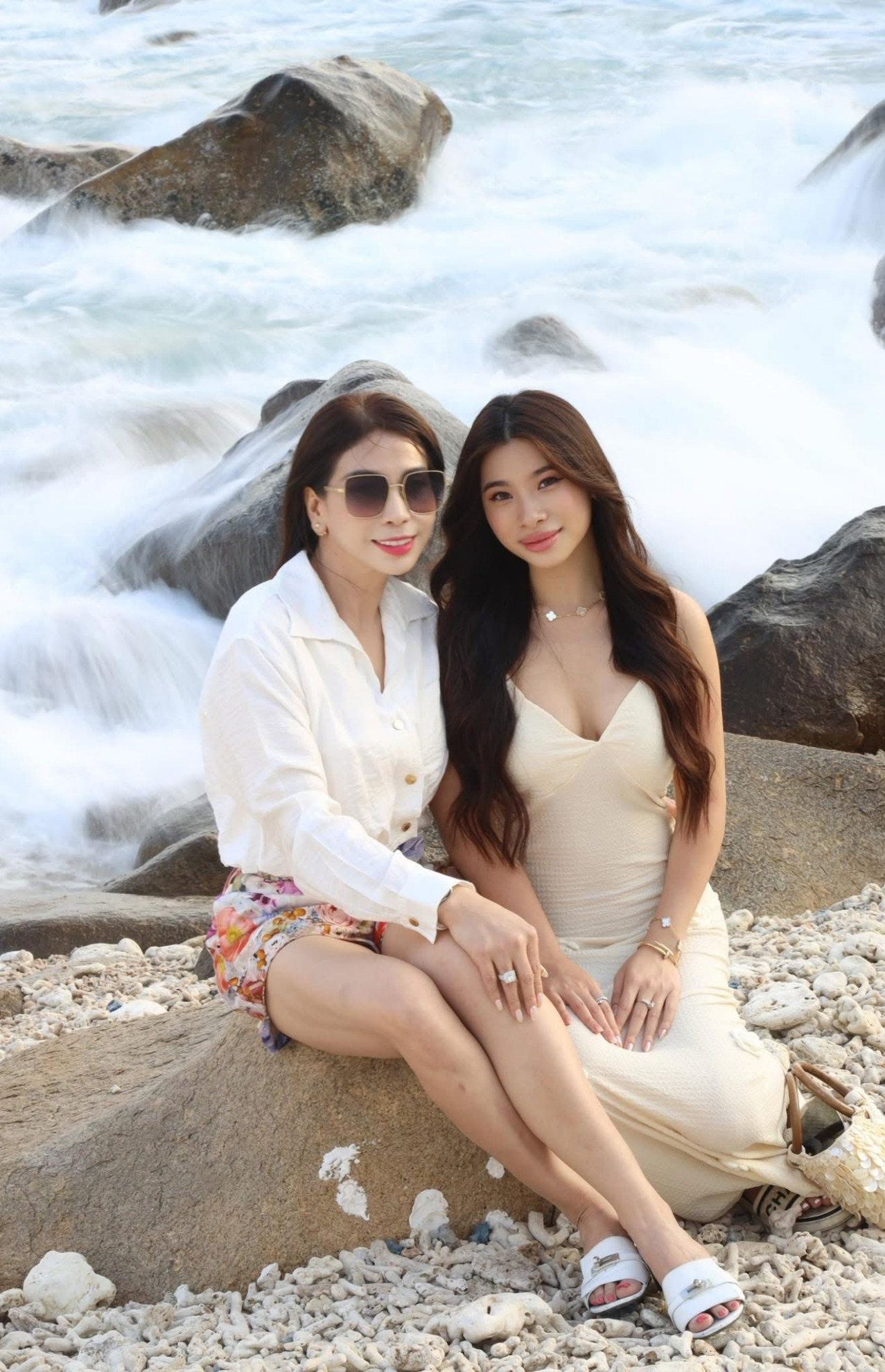 dien vien ly huong.jpg