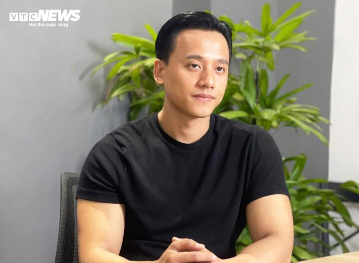 Mai Tài Phến thử sức ở vai trò đạo diễn.