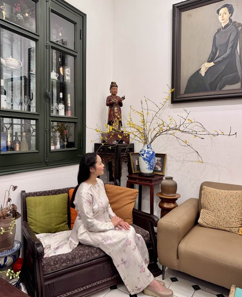 Hình ảnh đẹp của NSƯT Lê Vi ngày trở về Hà Nội - Ảnh 5.