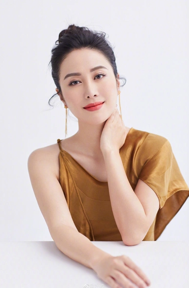 'Nữ thần cổ trang TVB' Diệp Tuyền tiết lộ sẵn sàng đóng phim ngắn 900 tiếng - Ảnh 2