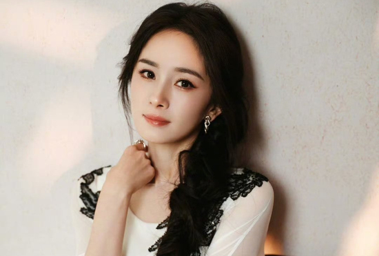 Đúng 8h ngày 8/3/2026, 3 con giáp giàu nứt vách đổ tường, chuẩn bị hứng lộc đầy túi, trở thành đại gia lắm của nhiều vàng