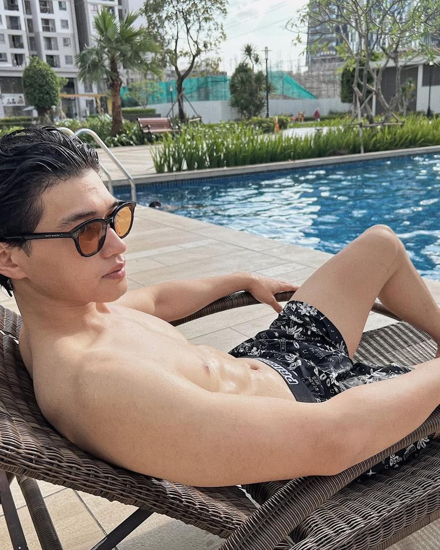 4751271051221383073445832748174956661343850499n 17583557628751330000844 1758367650043 17583676505172108469798 1772806357482585645108