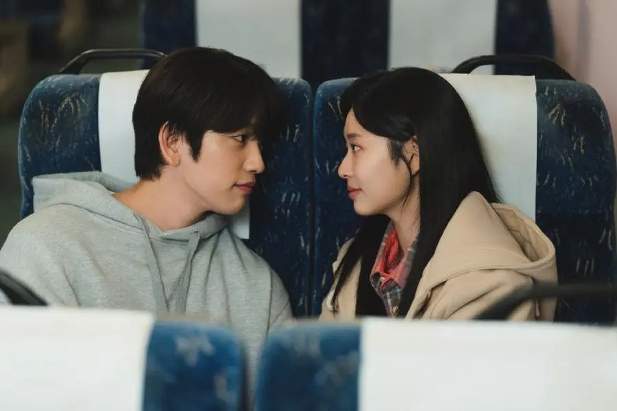 20260304065727shining