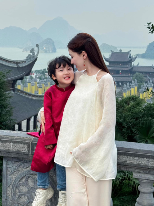 Phản ứng gây chú ý của Hoà Minzy về thông tin 'em gái bé Bo' - Ảnh 2