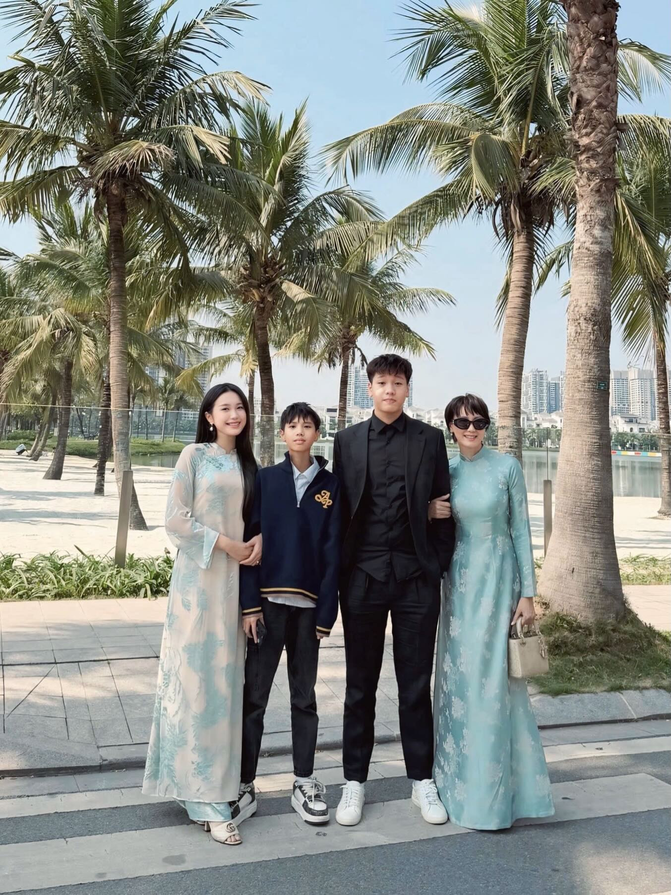 639723567180736719624502942376686229753850765n